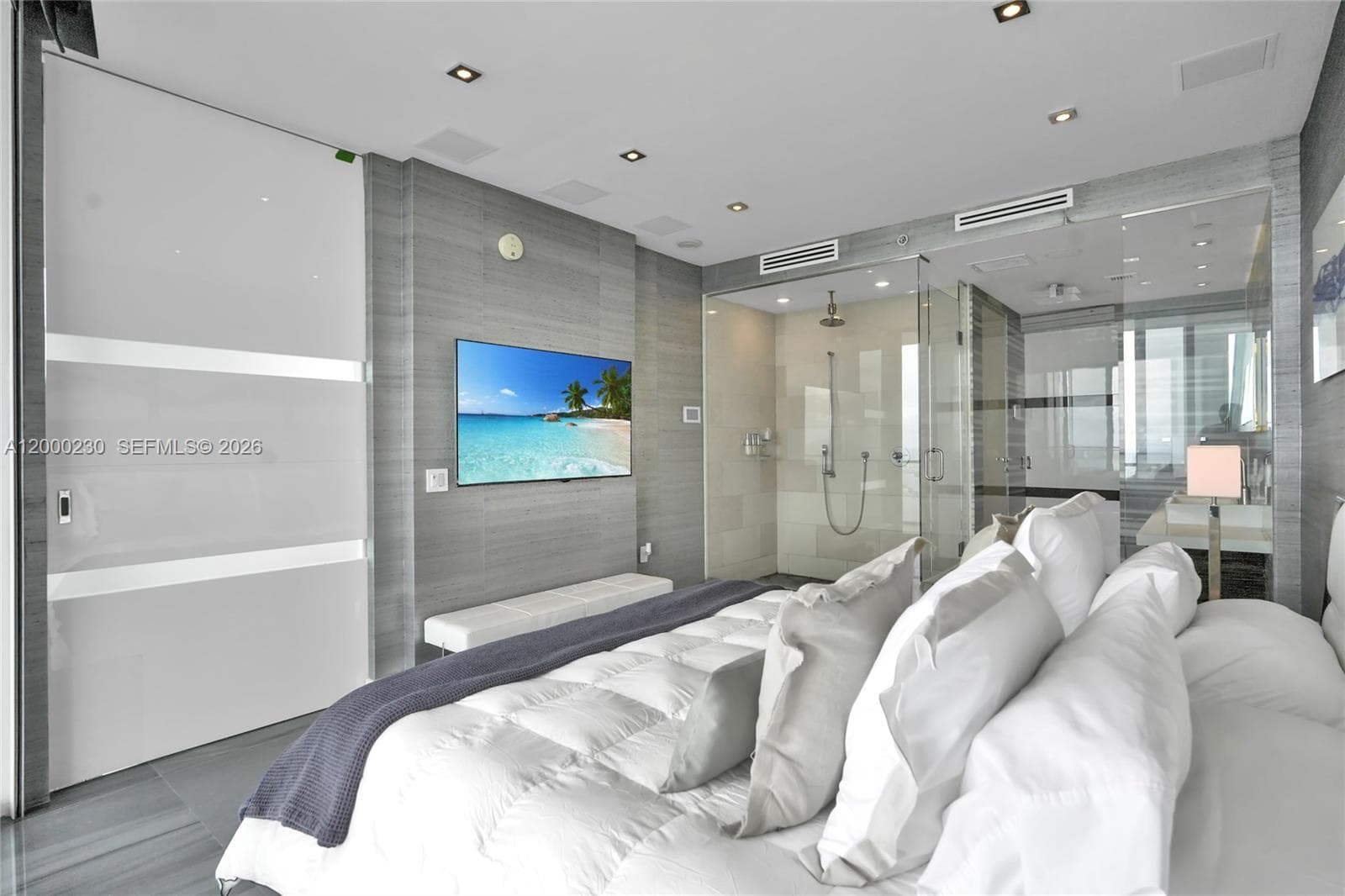 1100 Biscayne Blvd 6001 photo 23