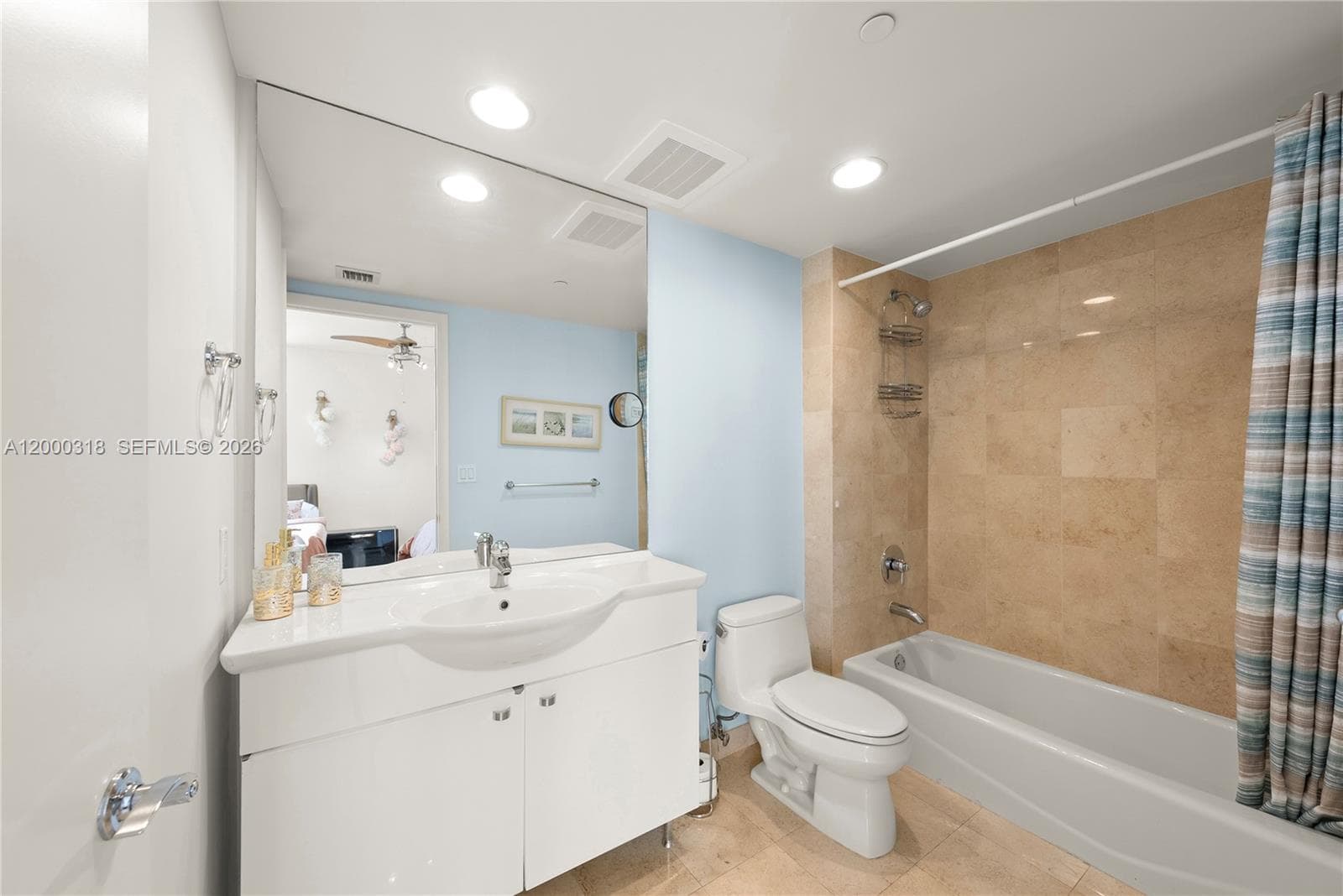 1850 S Ocean Dr 3301 photo 22