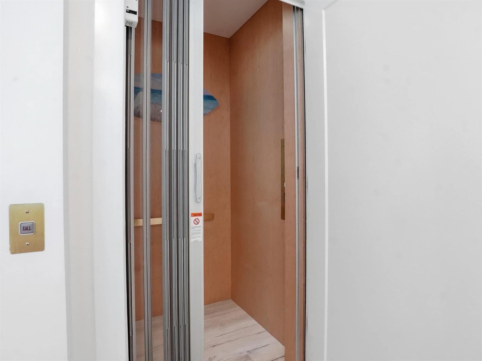 519 Coral Sands Way photo 17