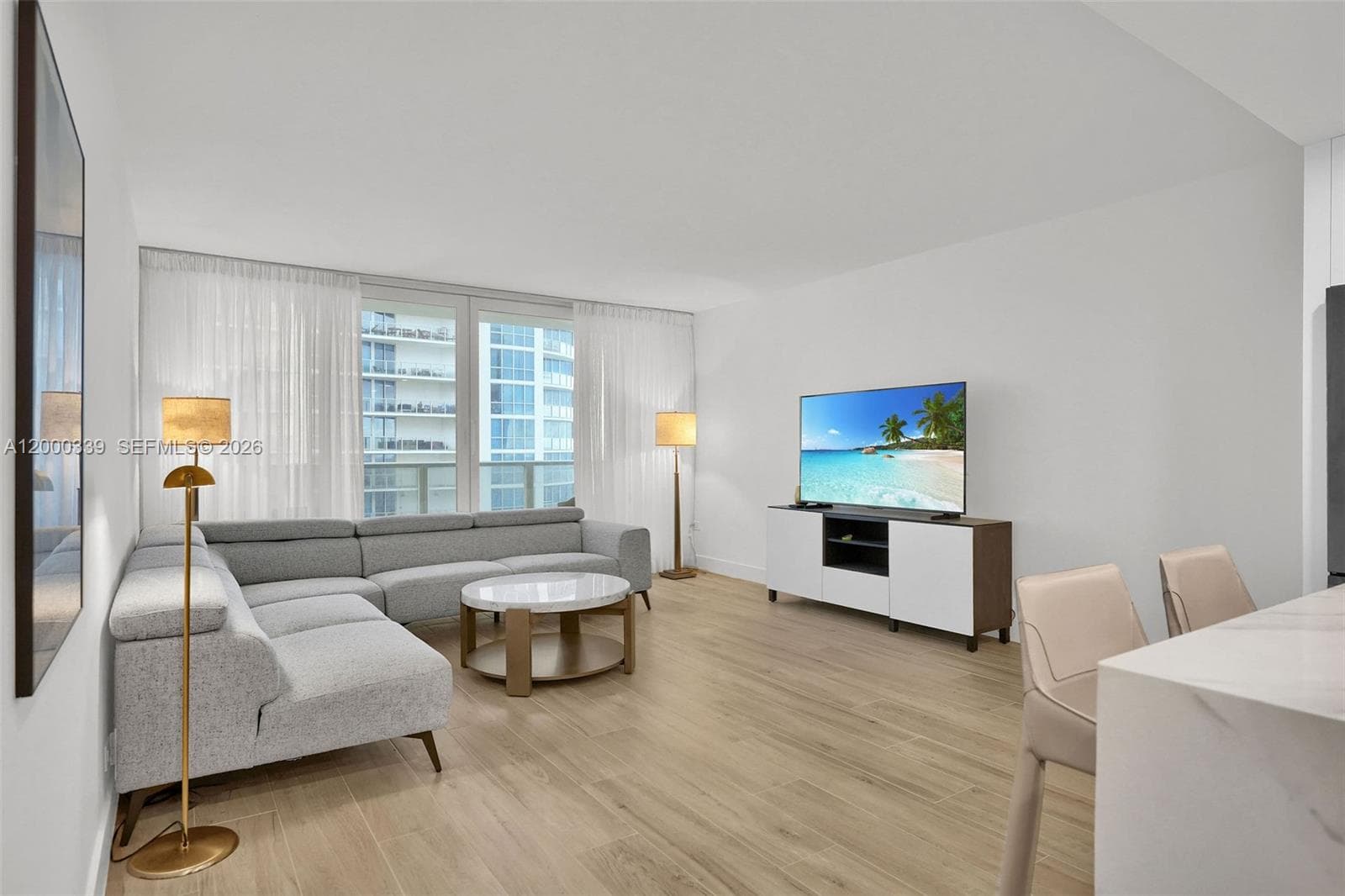3505 S Ocean Dr 808 photo 8