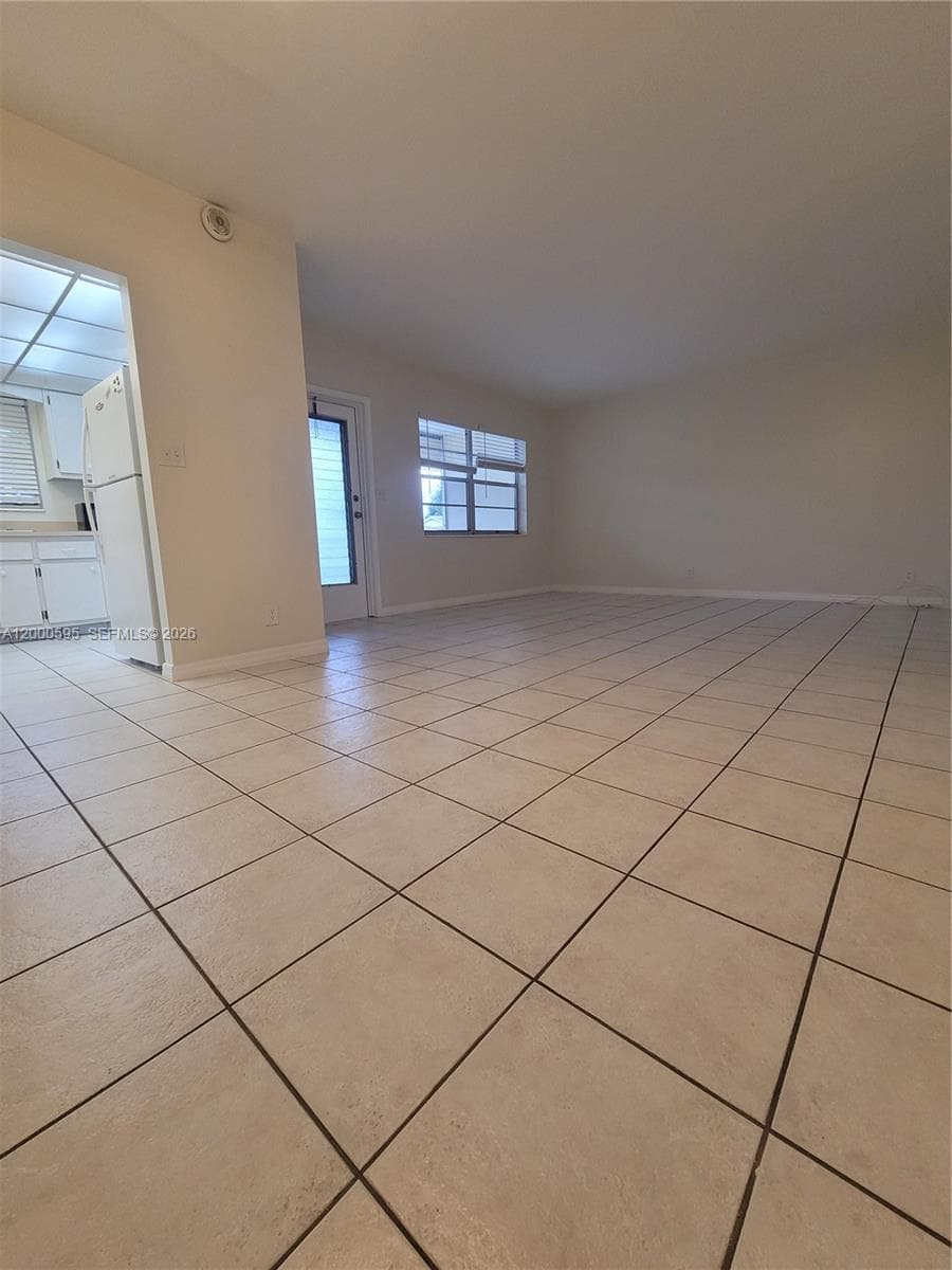 1340 NE 28th Ave 129 photo 5
