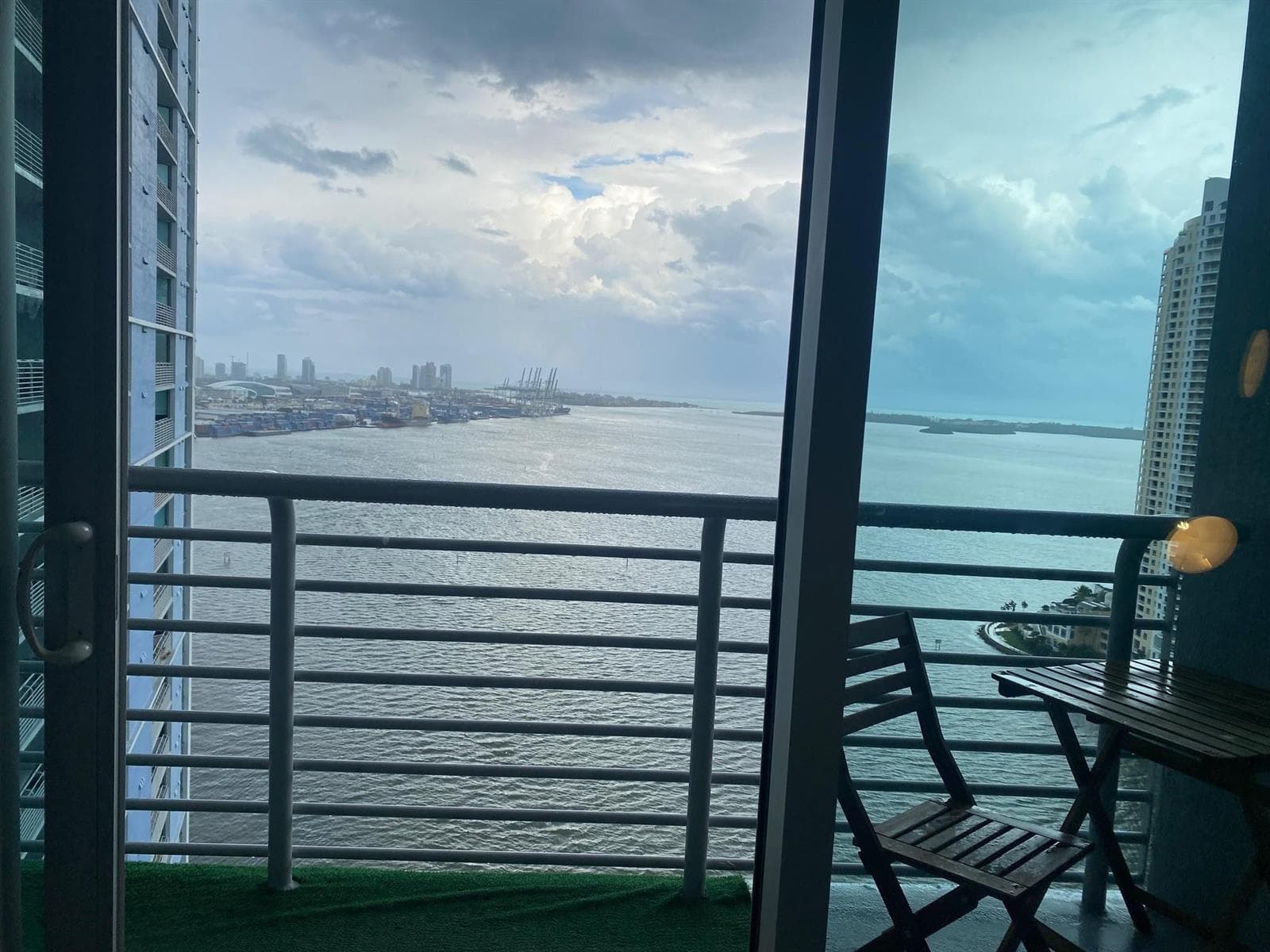 325 S Biscayne Boulevard 2926 photo 19