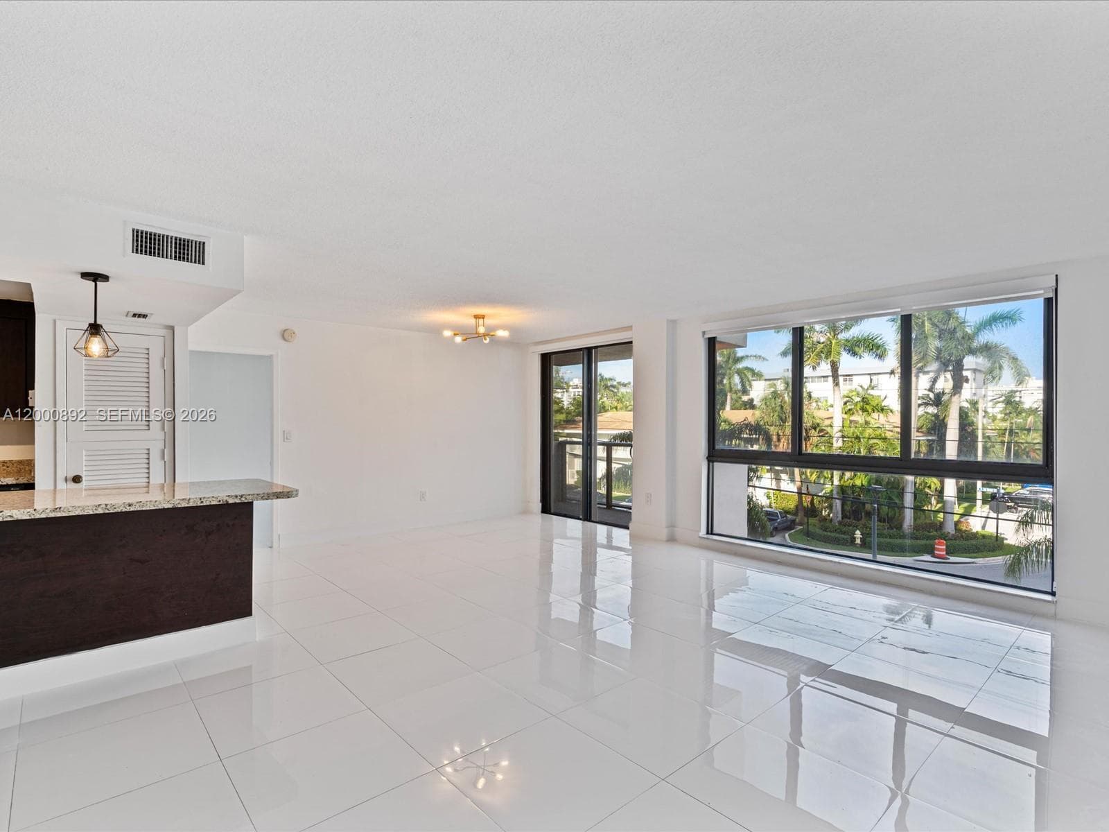 9800 W Bay Harbor Dr 308 photo 13