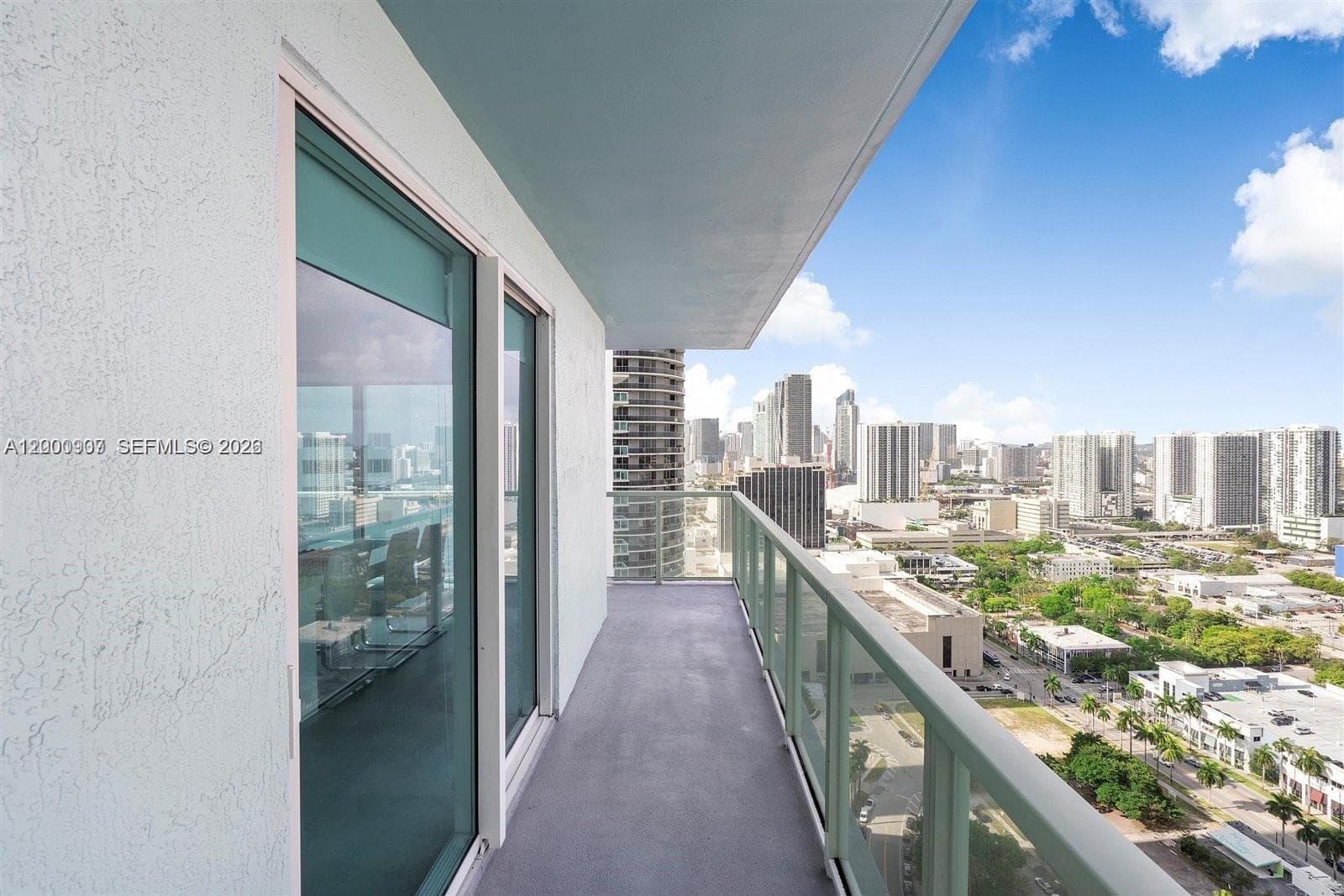 1900 N Bayshore Dr 3311 photo 13