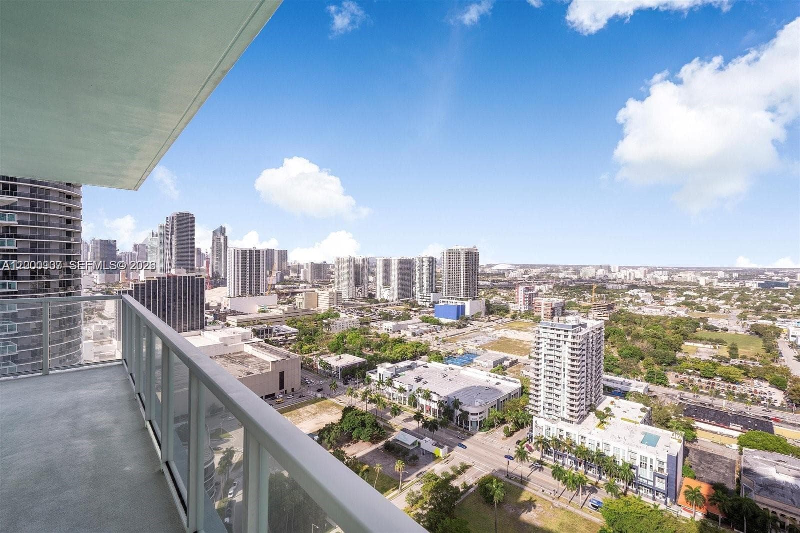 1900 N Bayshore Dr 3311 photo 12