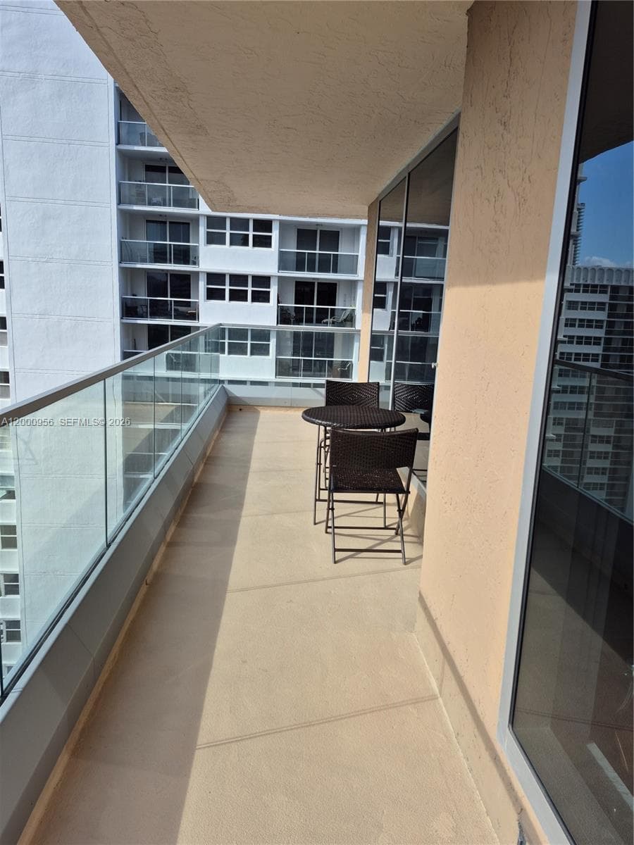 1912 S Ocean Dr 17C photo 10