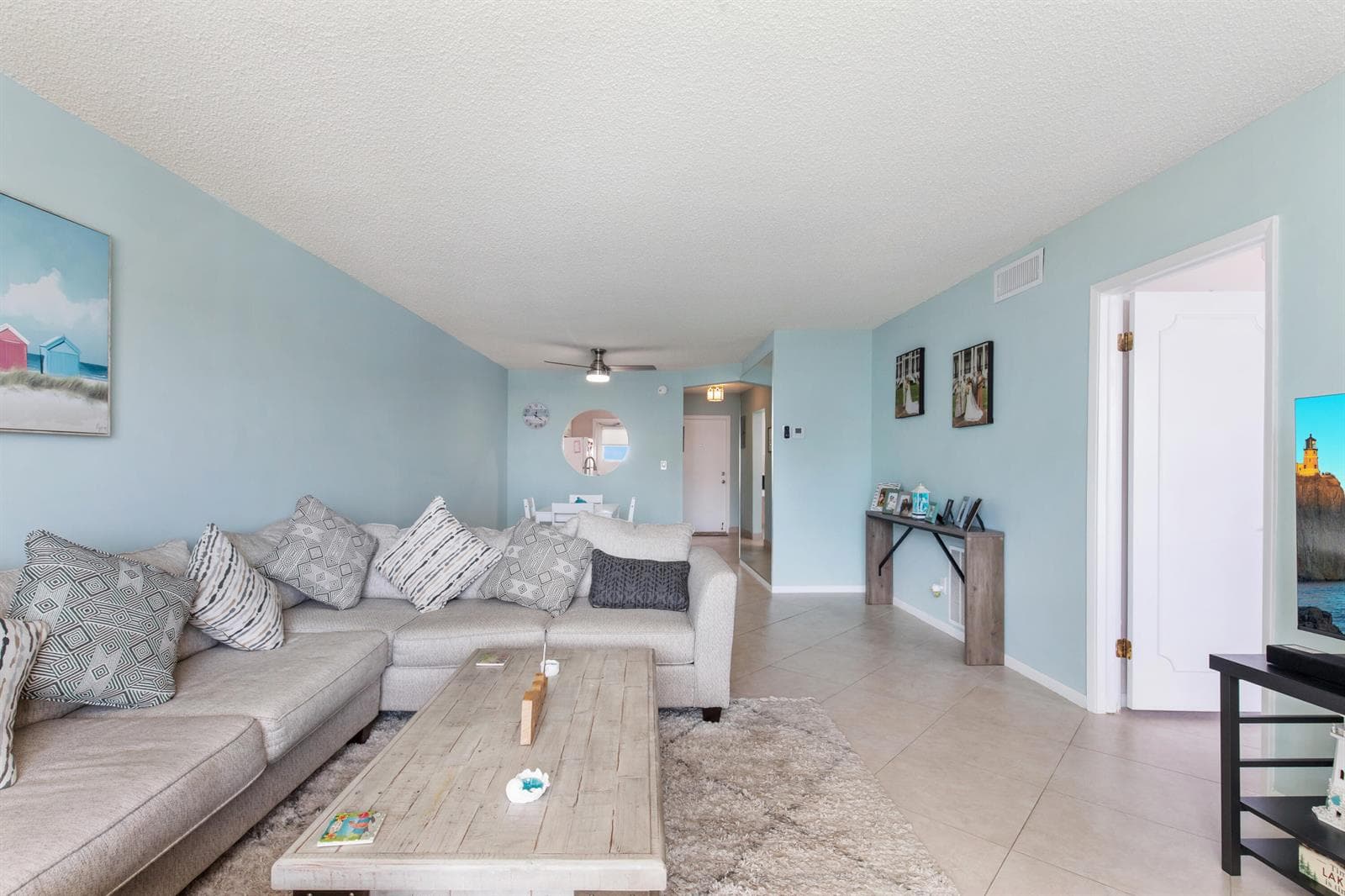 2731 NE 14th Street Causeway NE Apt 612 photo 24