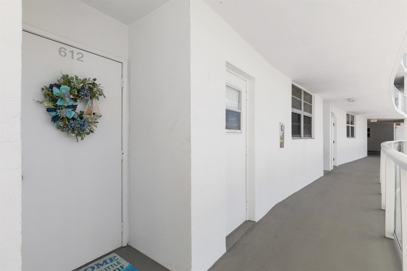 2731 NE 14th Street Causeway NE Apt 612 photo 4