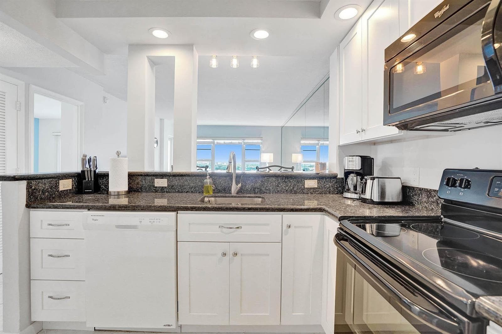 6000 N Ocean Boulevard 11e photo 23