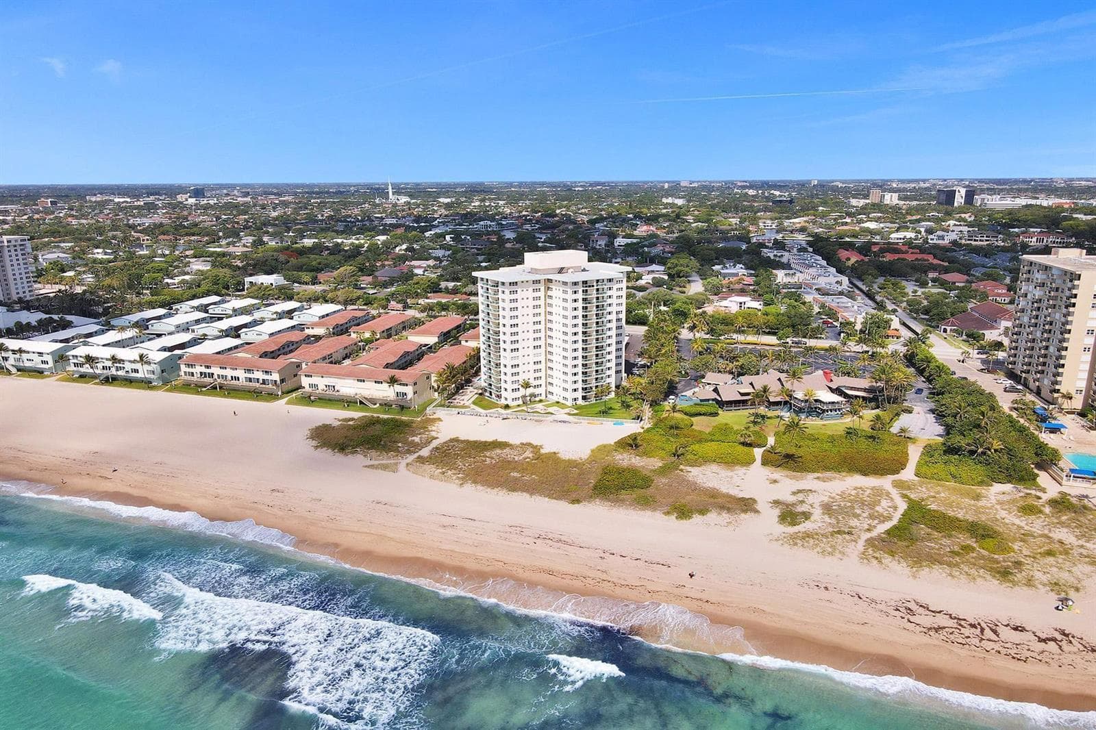 6000 N Ocean Boulevard 11e photo 2