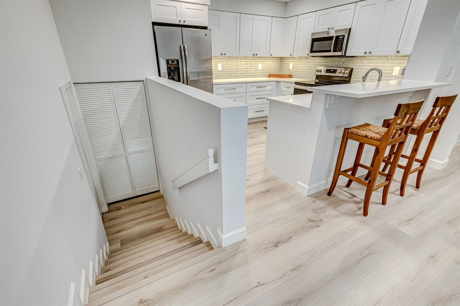 207 Mainsail Circle photo 9