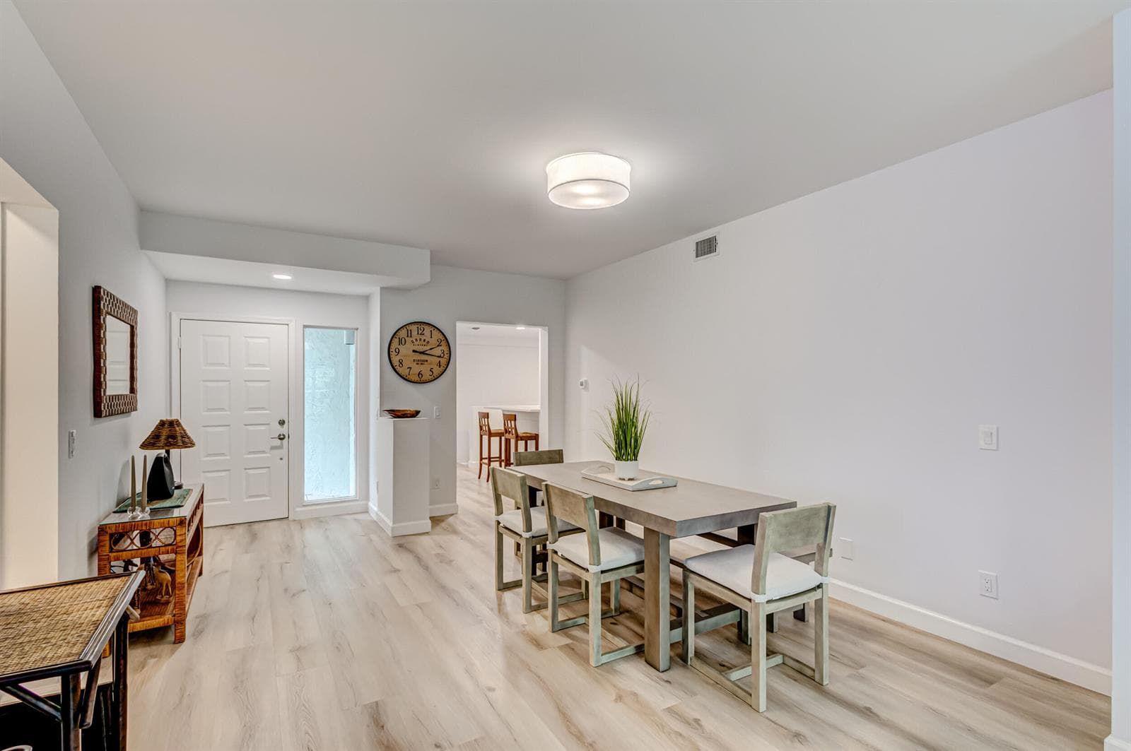 207 Mainsail Circle photo 8