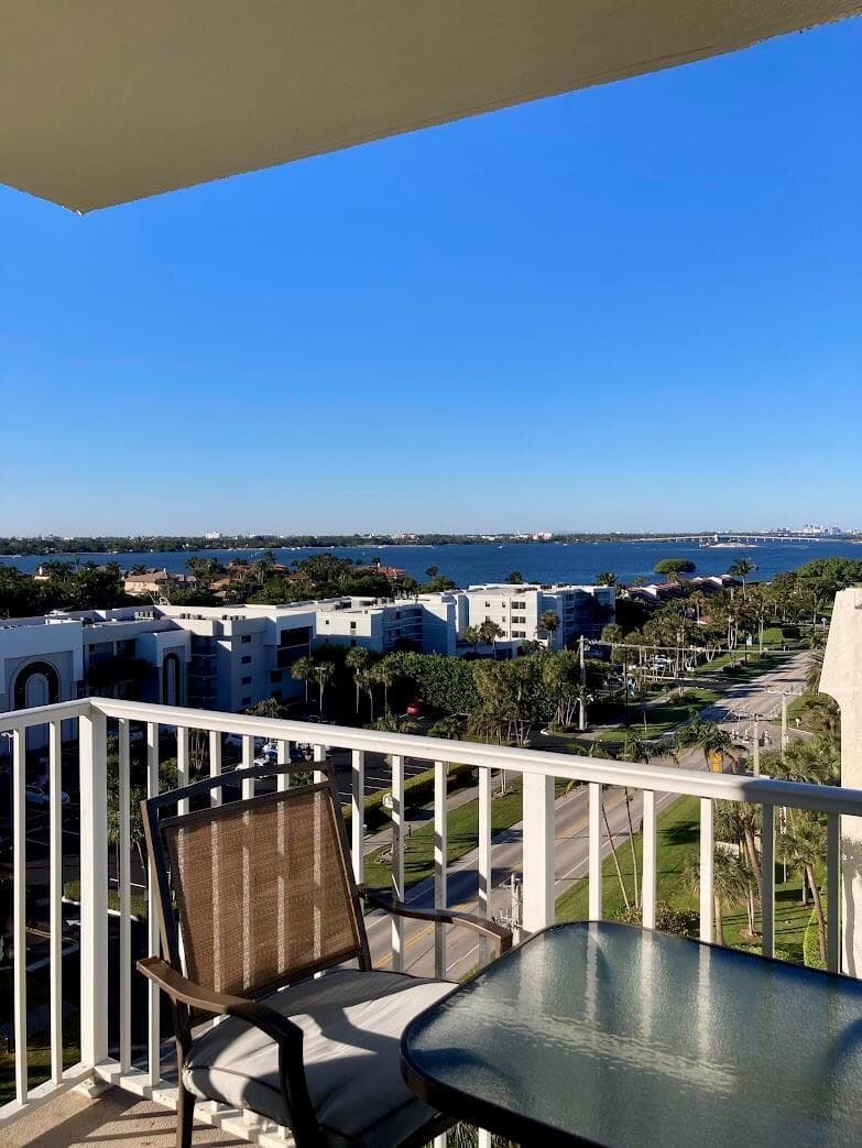 3540 S Ocean Boulevard 912 photo 2