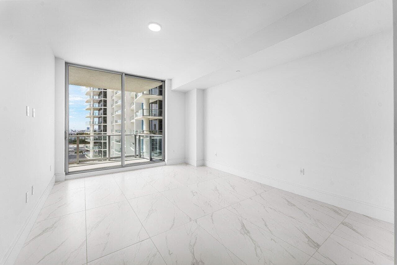 220 Lake Shore Drive 1415 photo 13