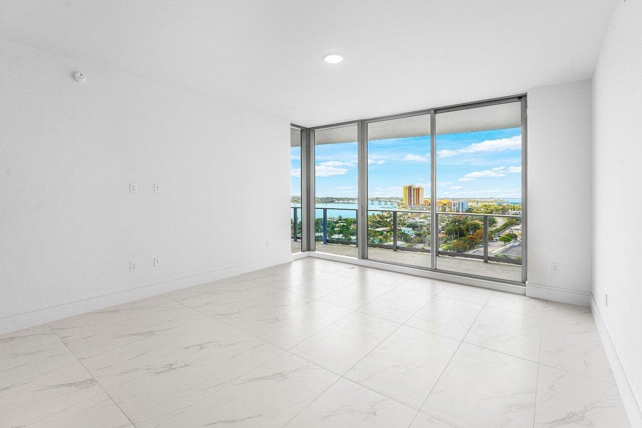 220 Lake Shore Drive 1415 photo 12