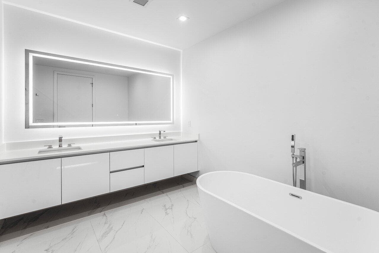 220 Lake Shore Drive 1415 photo 19