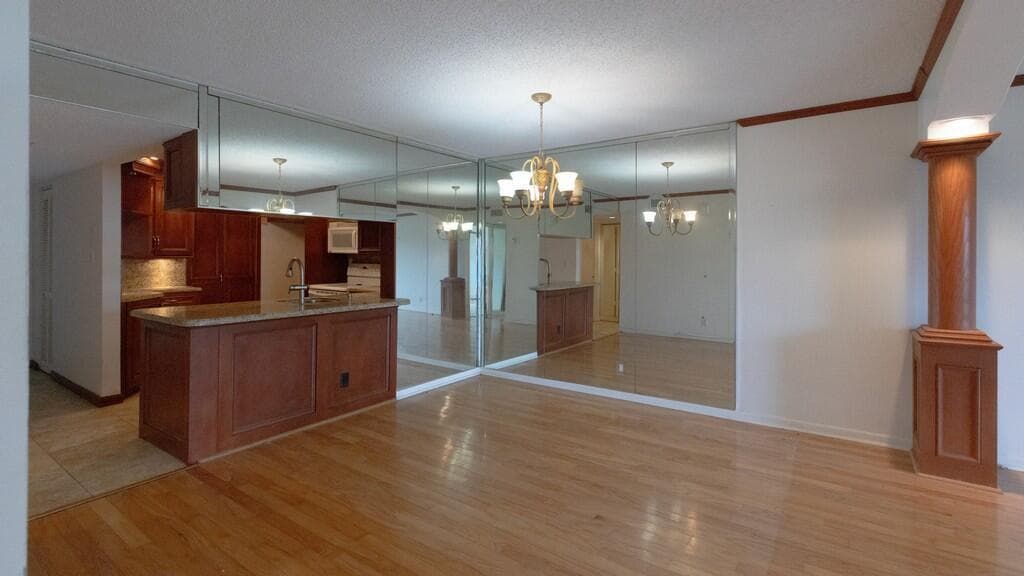 4201 N Ocean Drive 402 photo 2