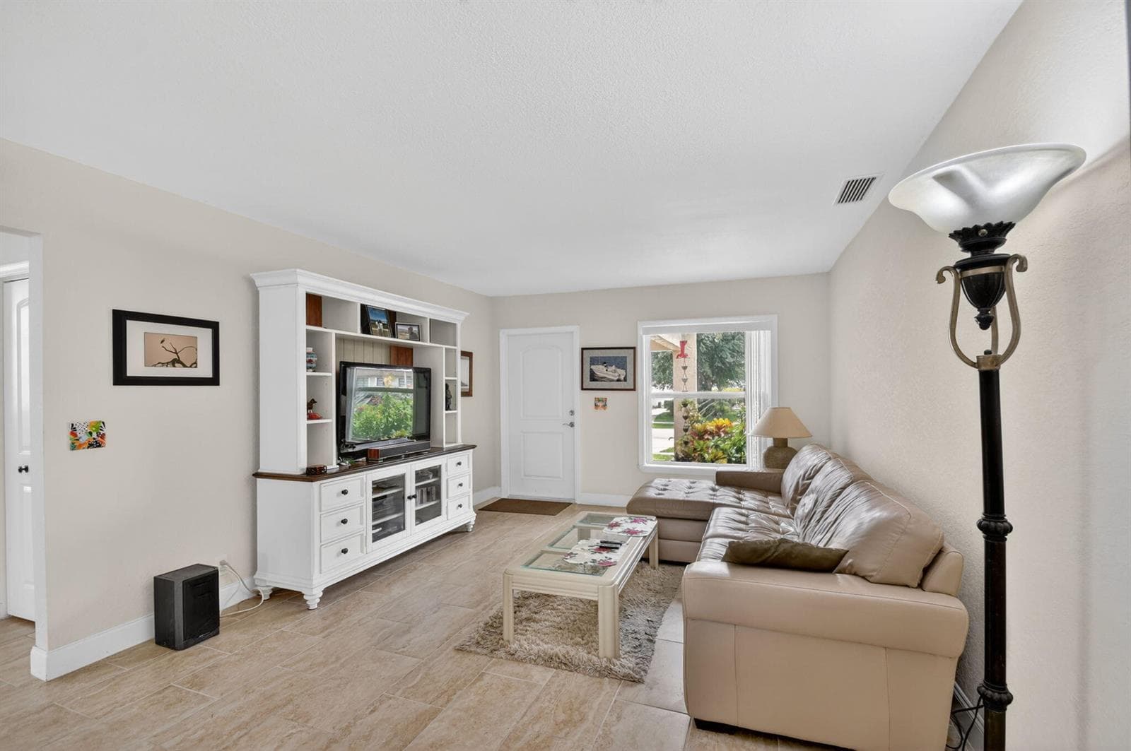 1262 Essex Drive photo 8