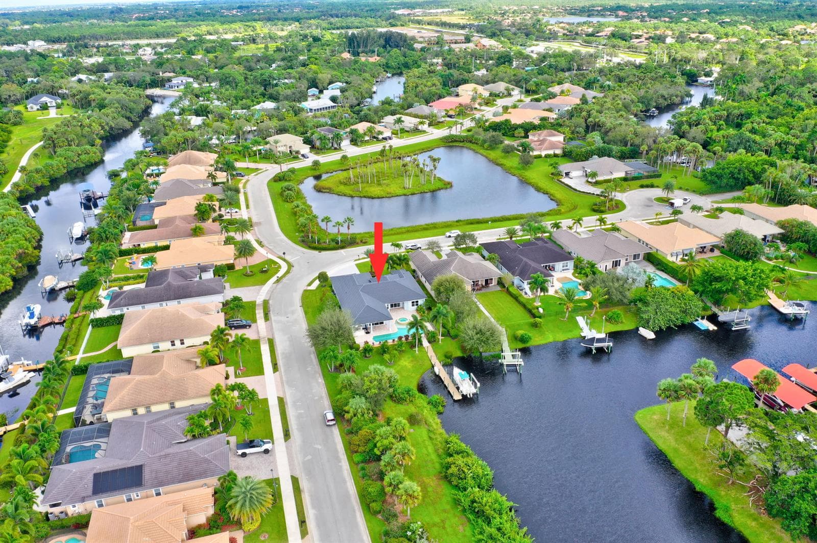 7186 SW Quiet River Court photo 14