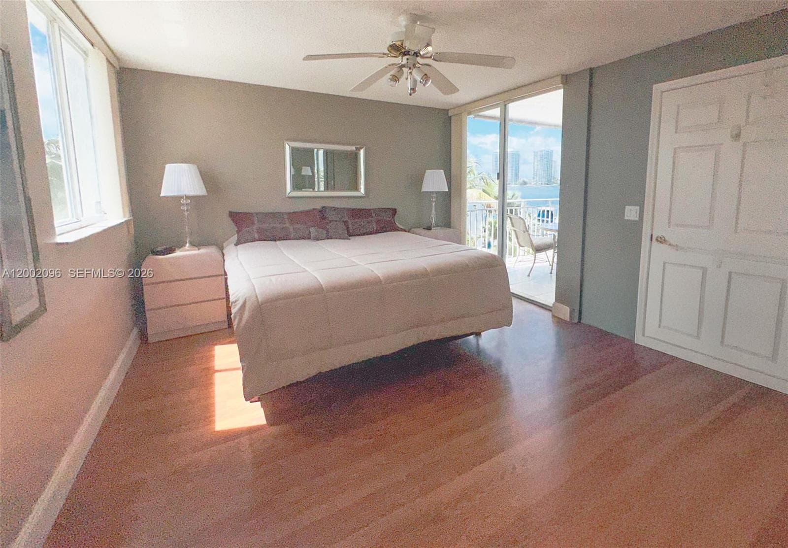 18000 N Bay Rd 201 photo 13