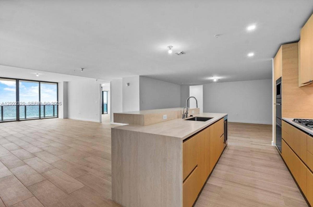 900 N Ocean Blvd 1202 photo 12
