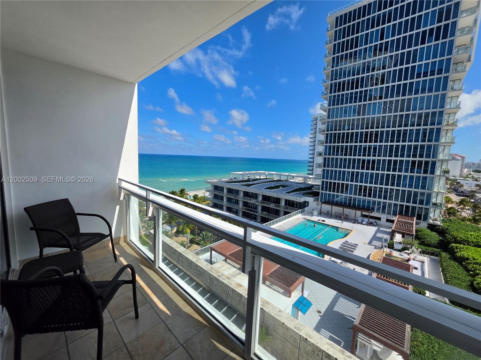 6801 Collins Ave 1014 Legal 1004 Door photo 2
