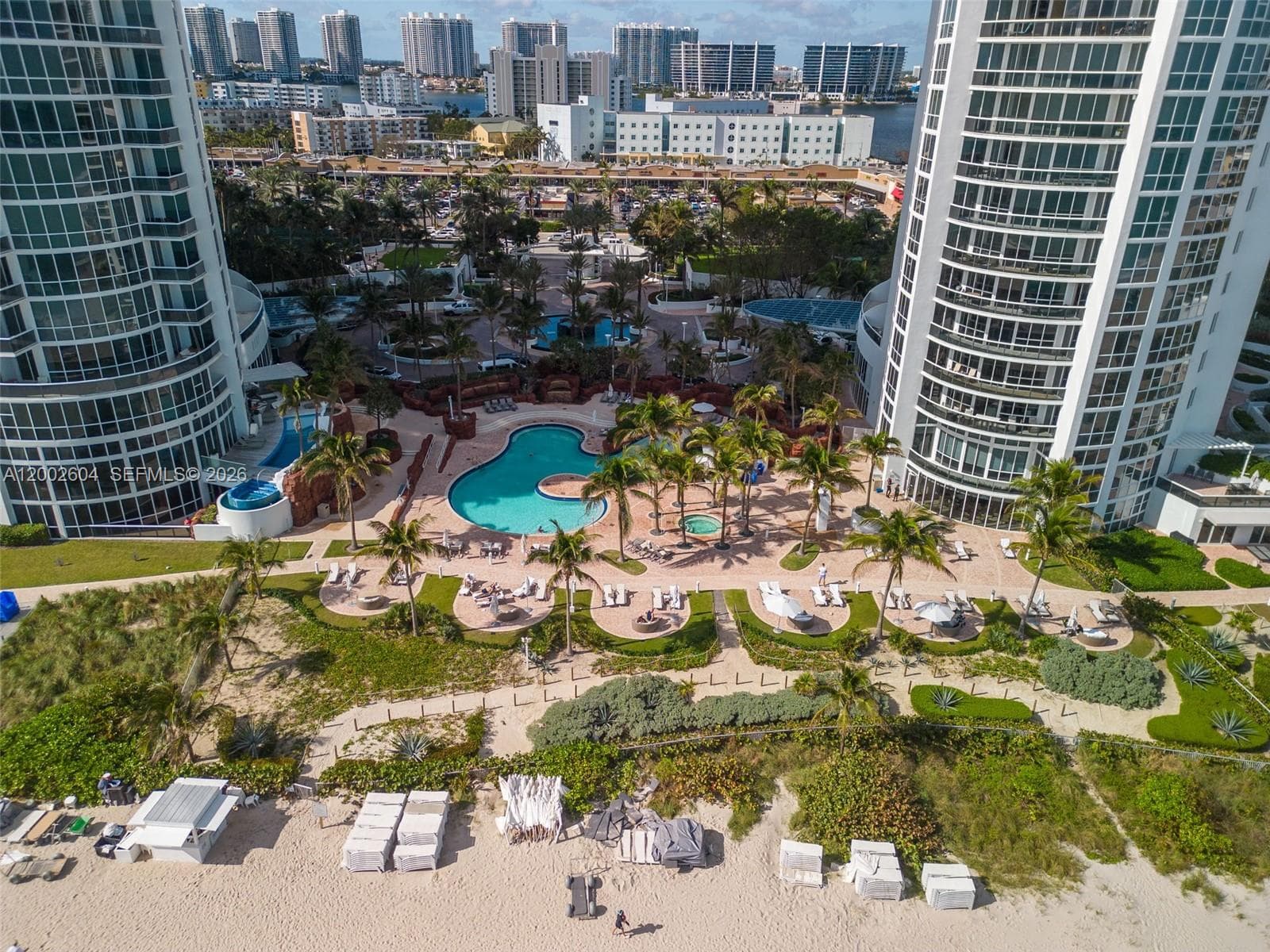 18201 Collins Ave 709 photo 18