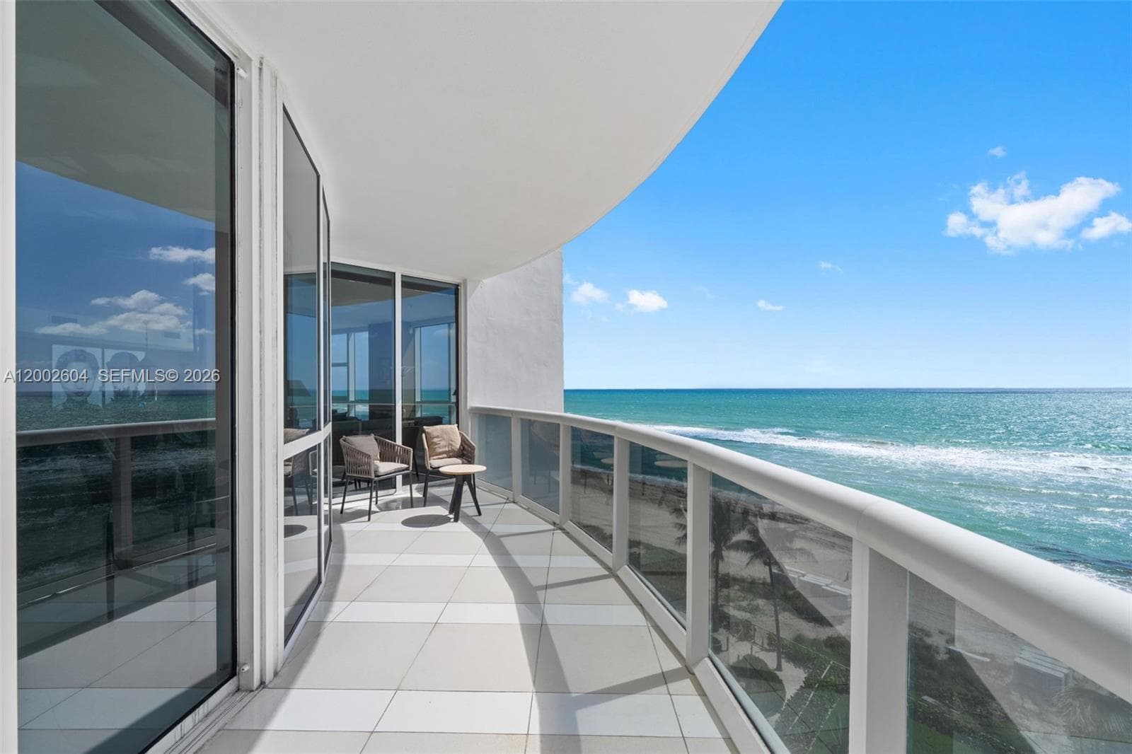 18201 Collins Ave 709 photo 8