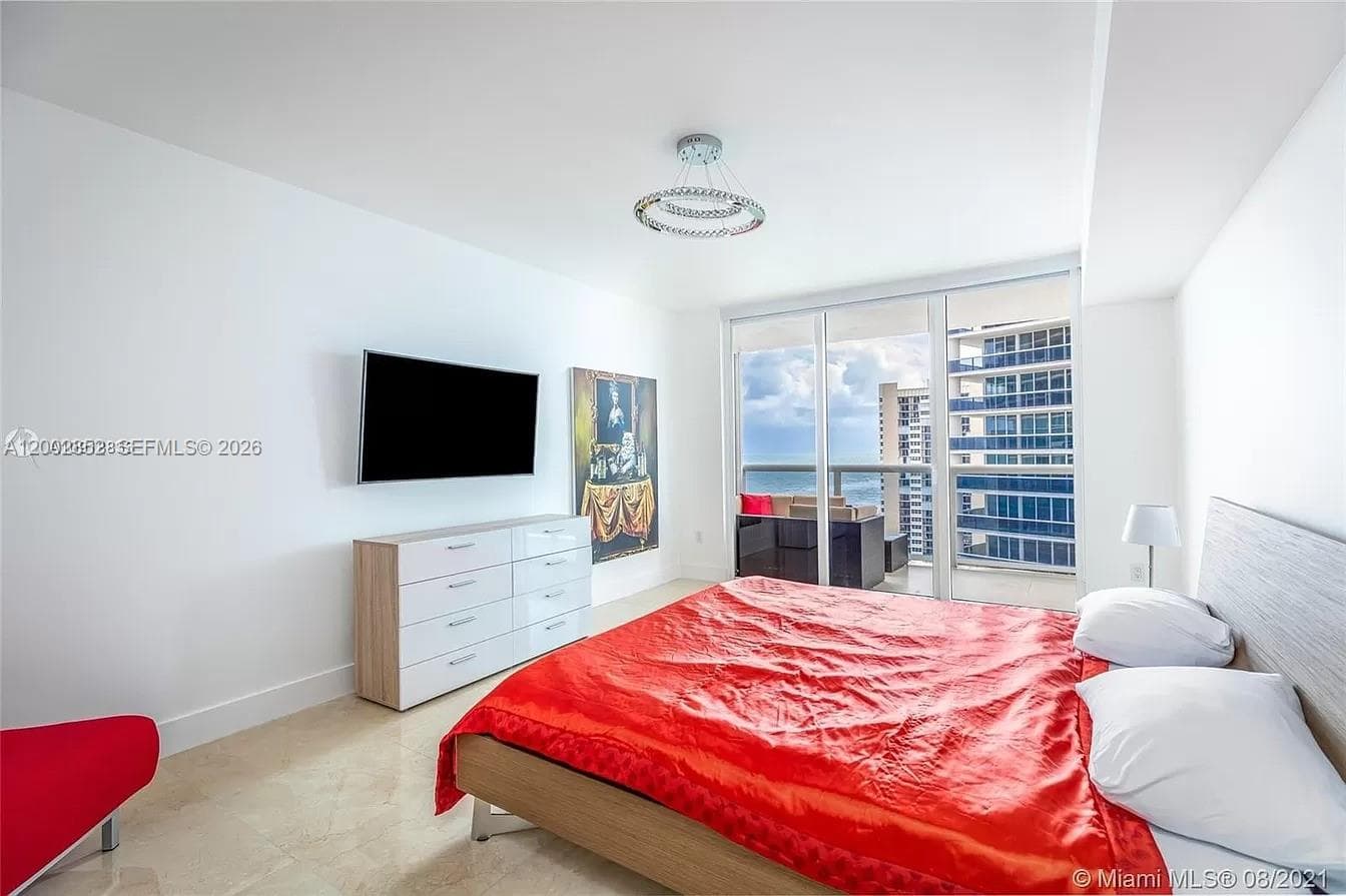 1830 S Ocean Dr 1606 photo 14