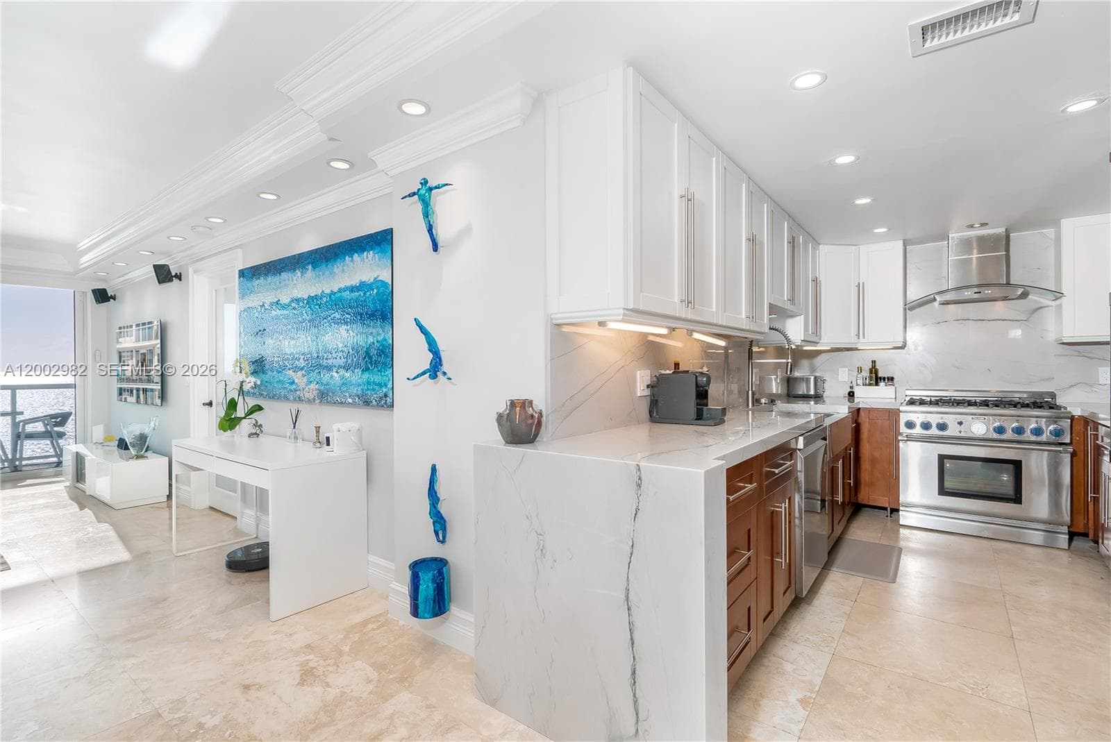 3140 S Ocean Dr (Avail 7/15-11/15 flex) 606 photo 7