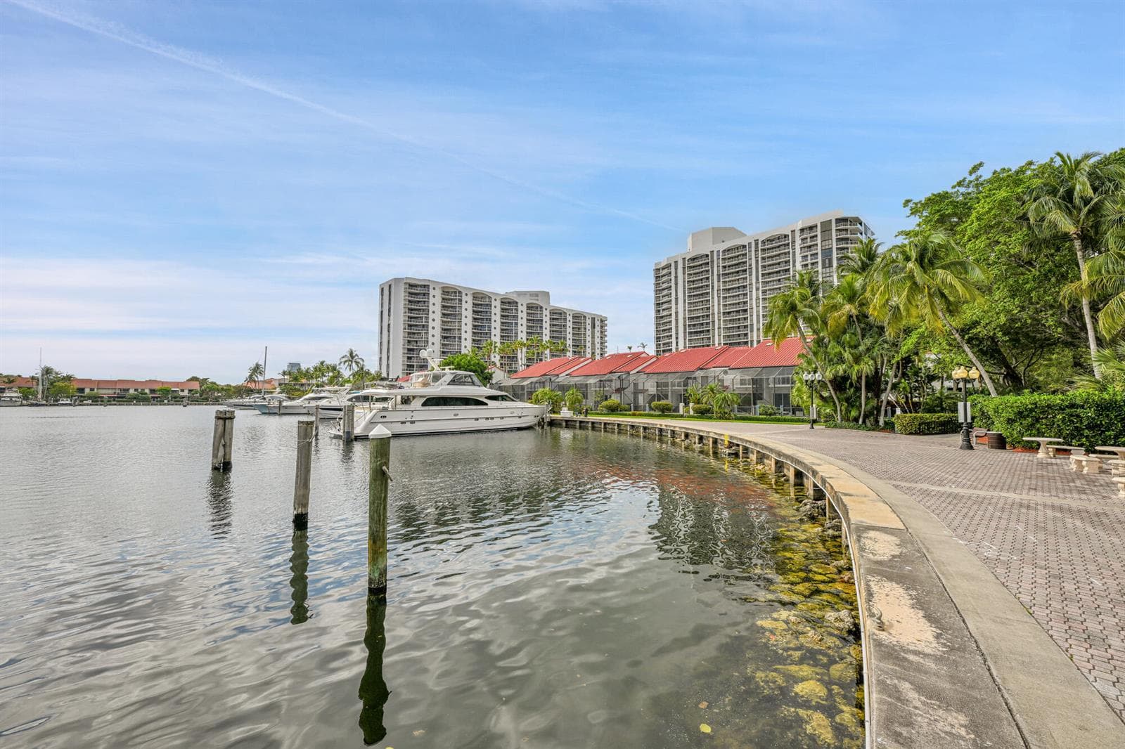 3640 Yacht Club Drive 1501 photo 5