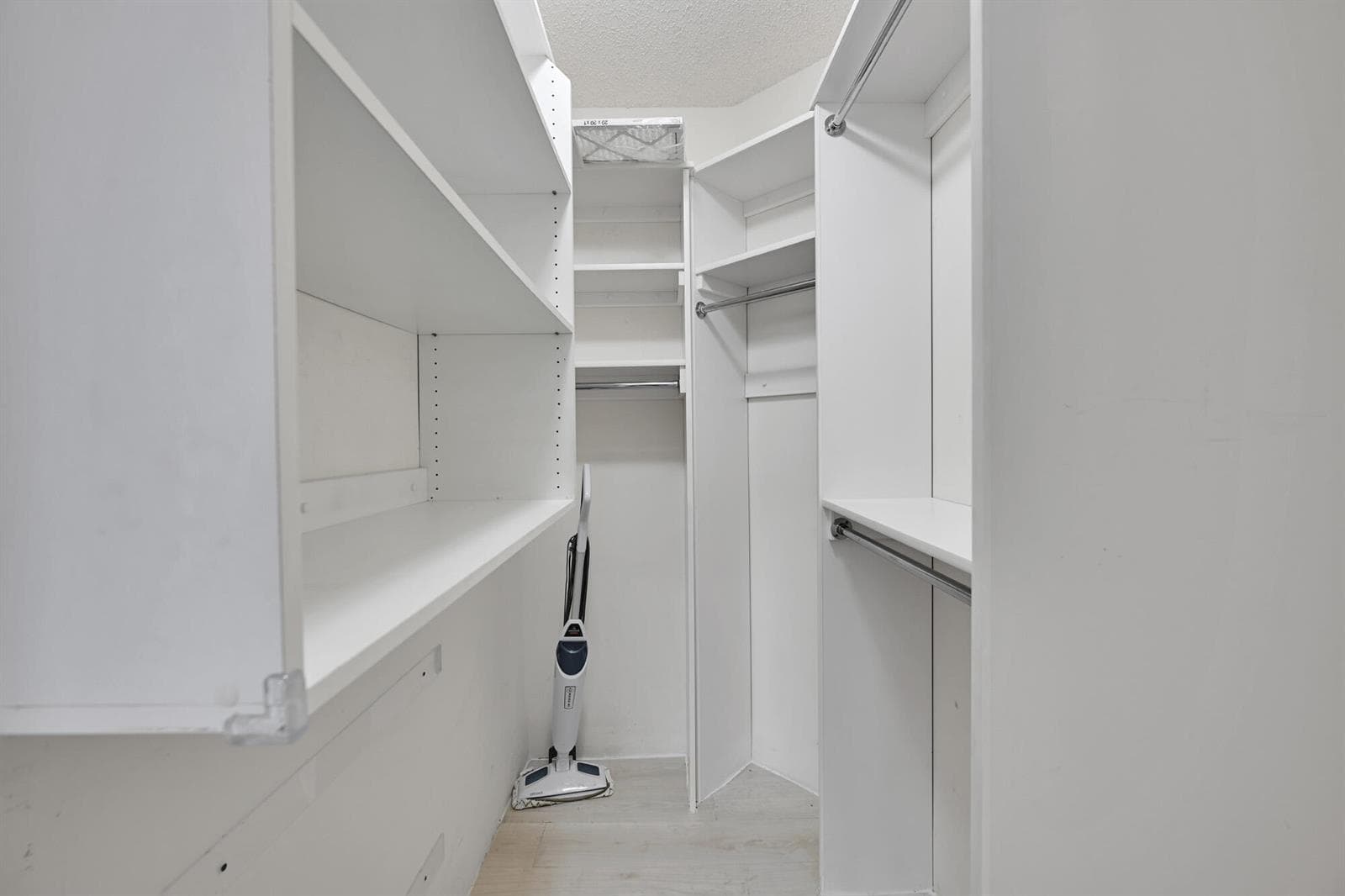 3640 Yacht Club Drive 1501 photo 15