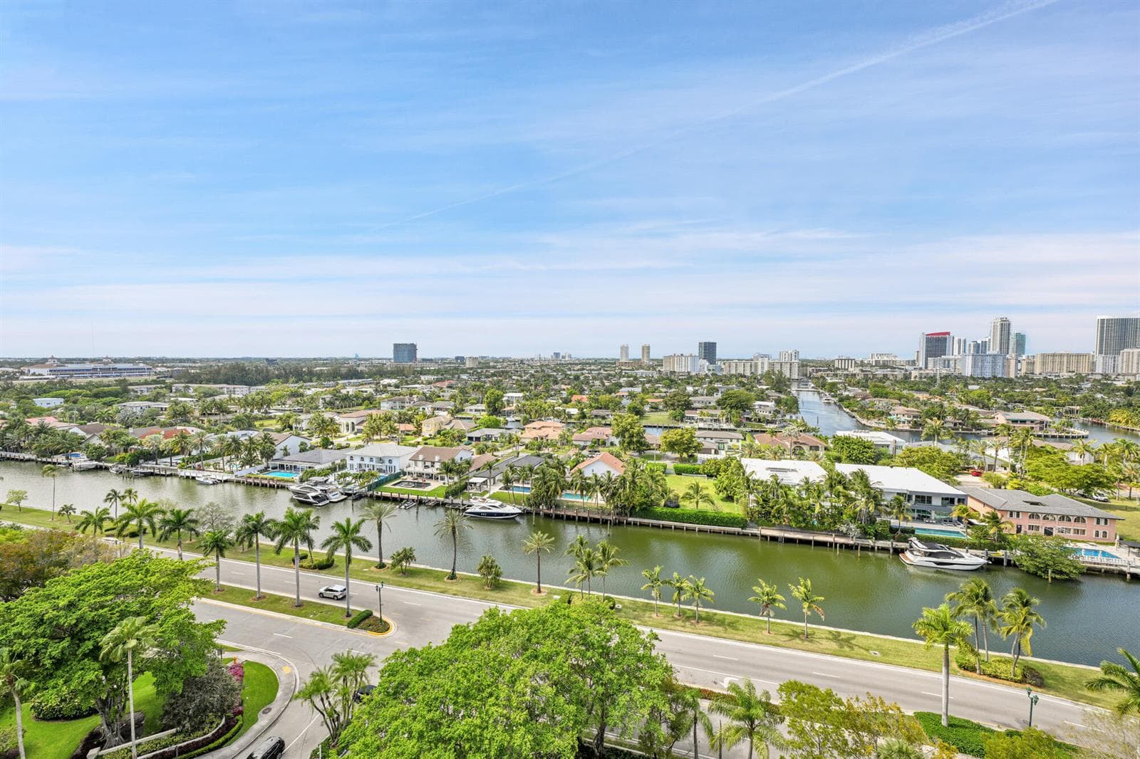 3640 Yacht Club Drive 1501 photo 19
