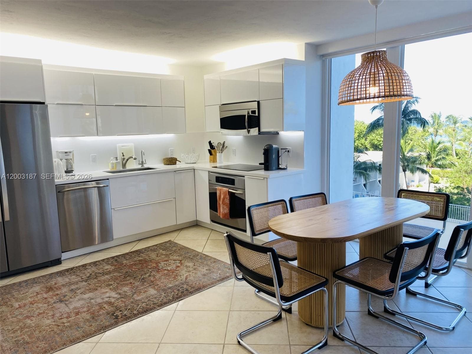 881 Ocean Dr 3E photo 6