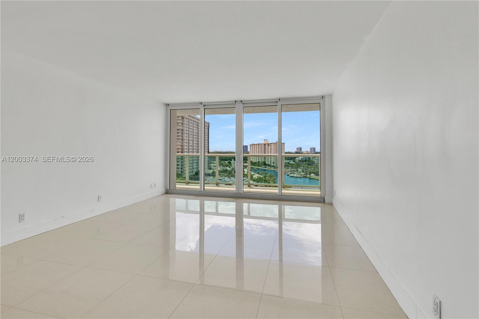 100 Bayview Dr 1002 photo 14