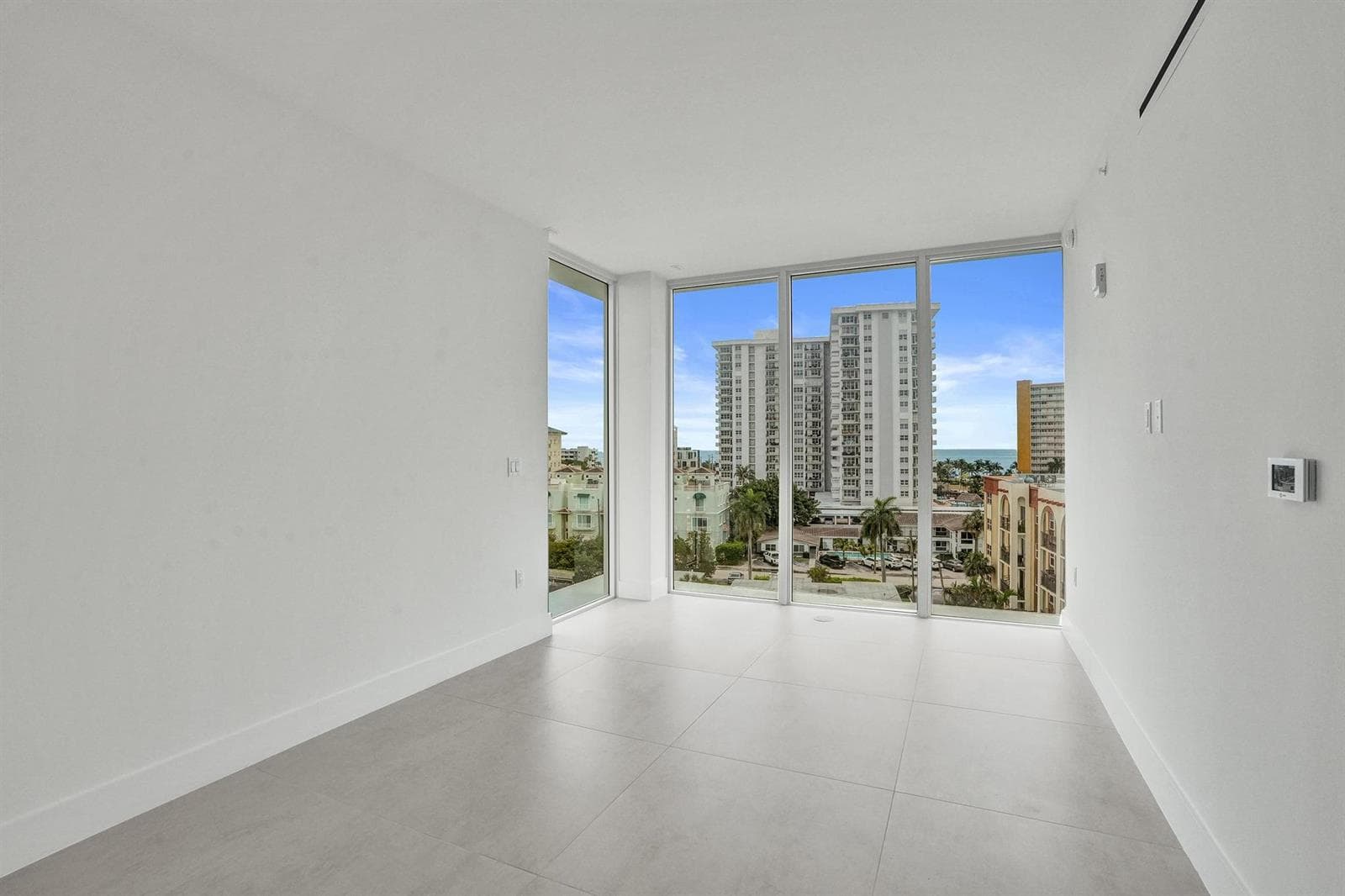 407 N Riverside Drive 605 photo 19