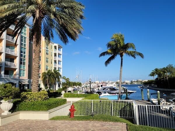 804 E Windward Way 508 photo 13
