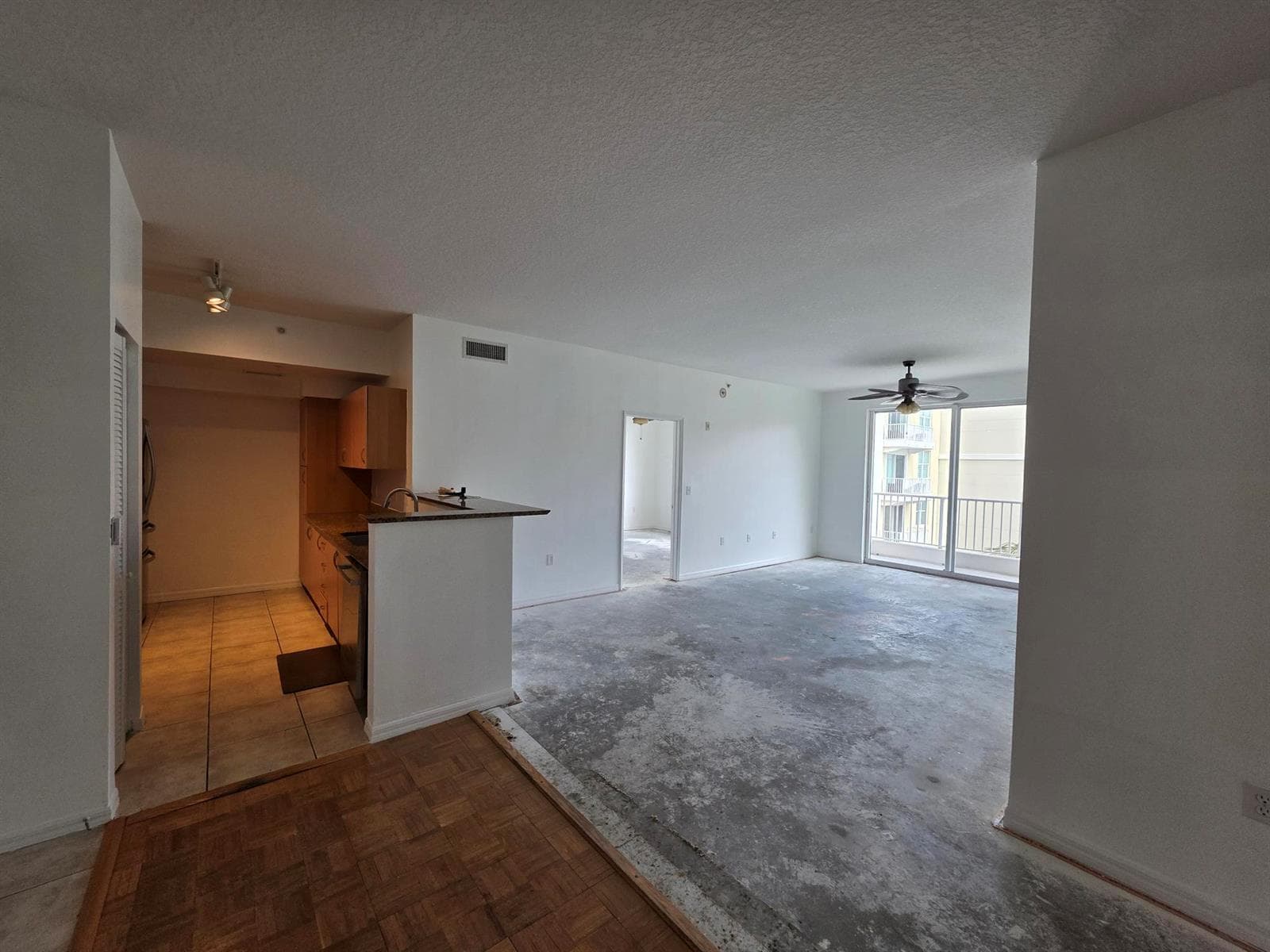 804 E Windward Way 508 photo 17