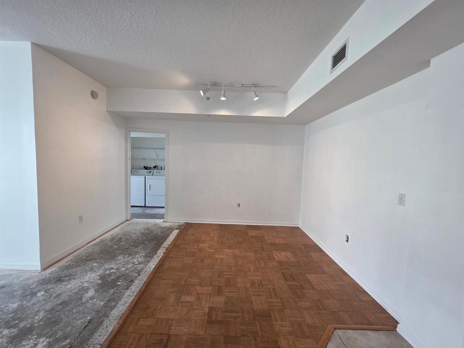804 E Windward Way 508 photo 22