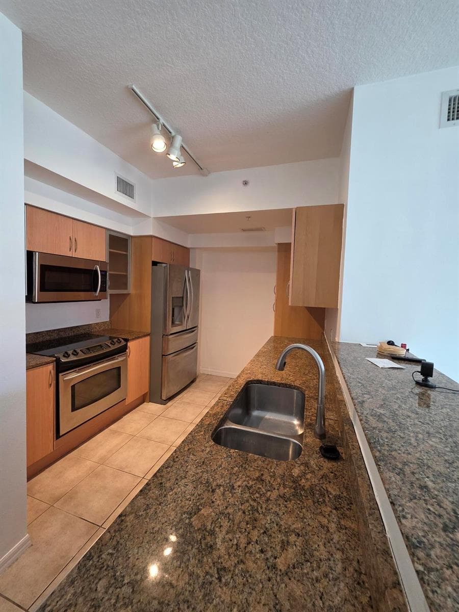 804 E Windward Way 508 photo 18