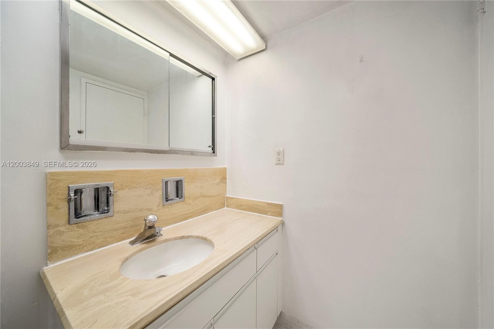 5700 Collins Ave 8A photo 20