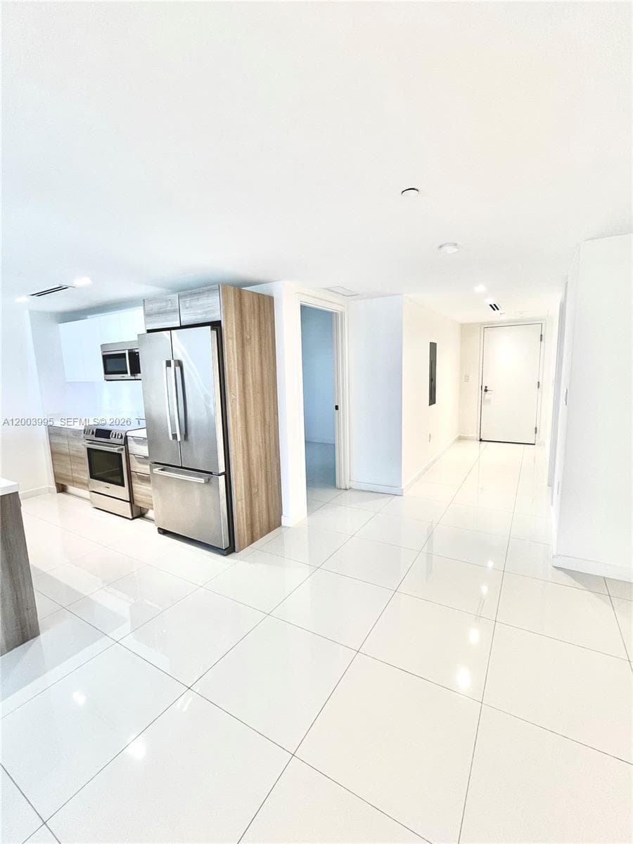 9940 W Bay Harbor Dr 5A-N photo 6