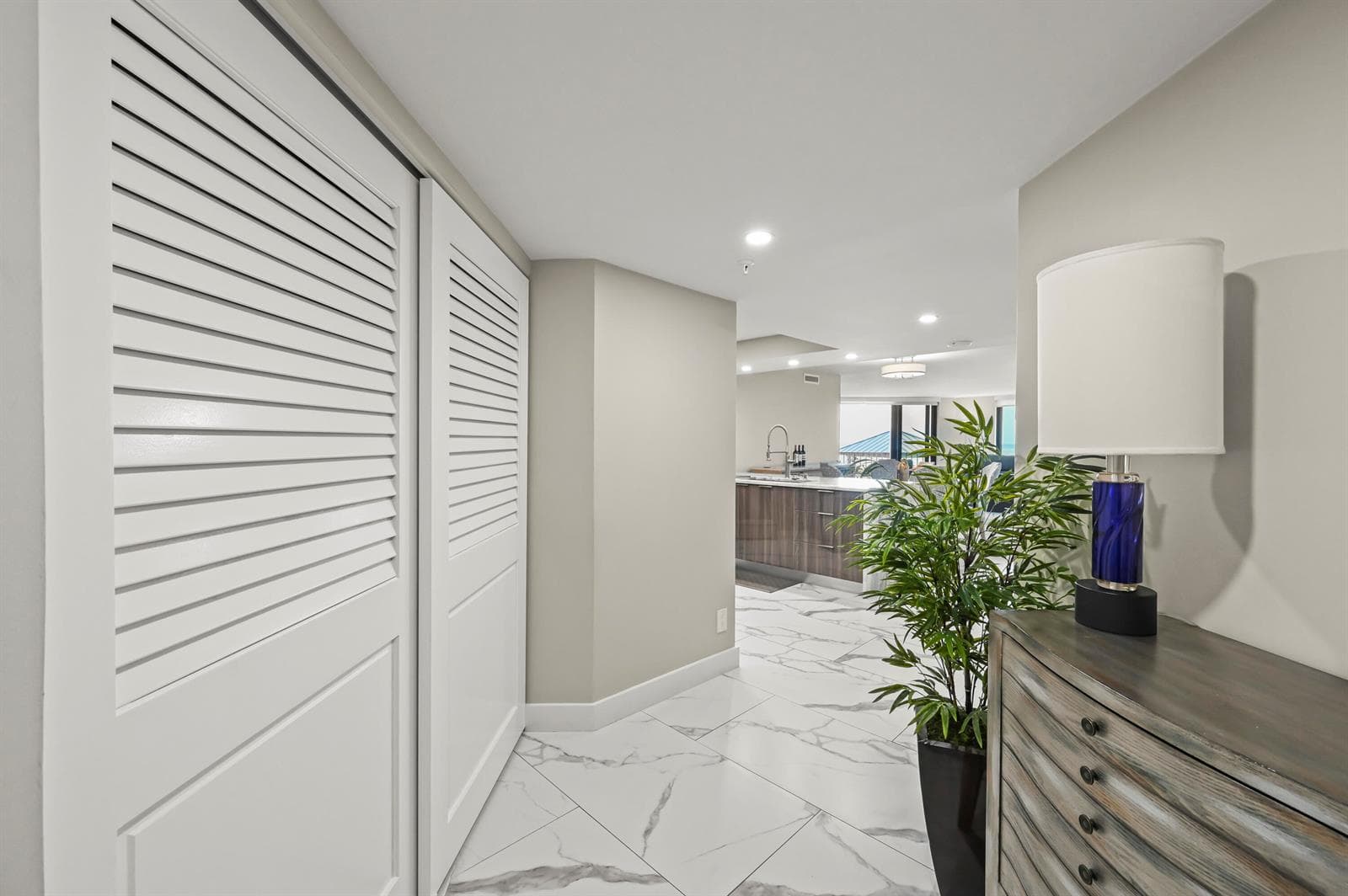 9650 S Ocean Drive 106 photo 15