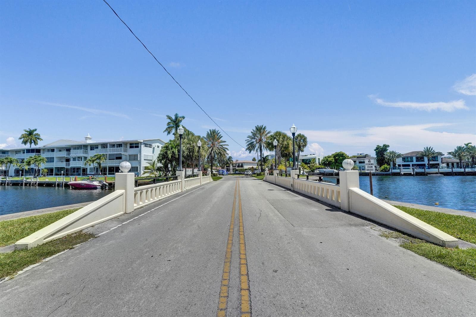 455 Paradise Isle Boulevard 305 photo 2