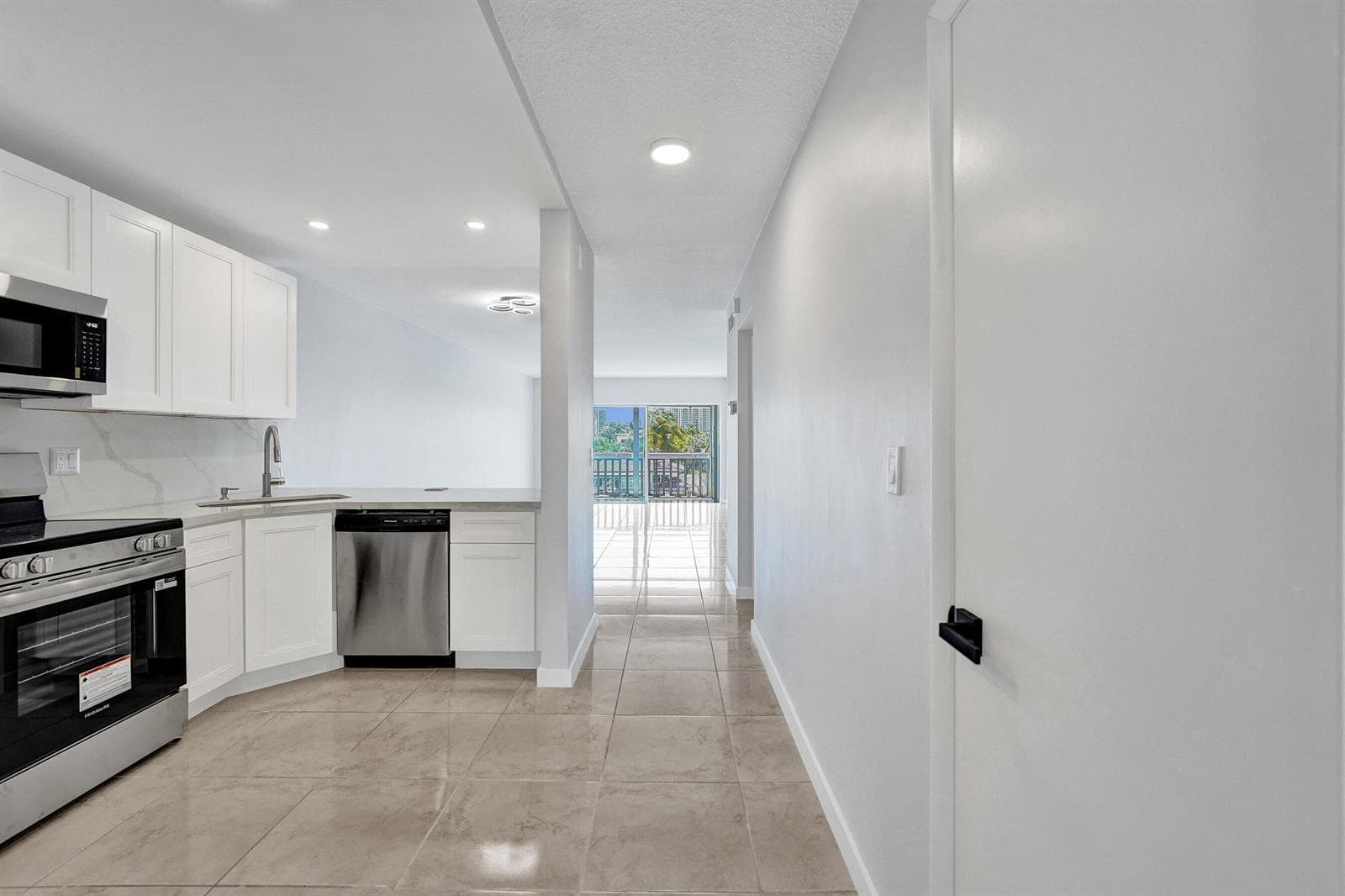 455 Paradise Isle Boulevard 305 photo 6