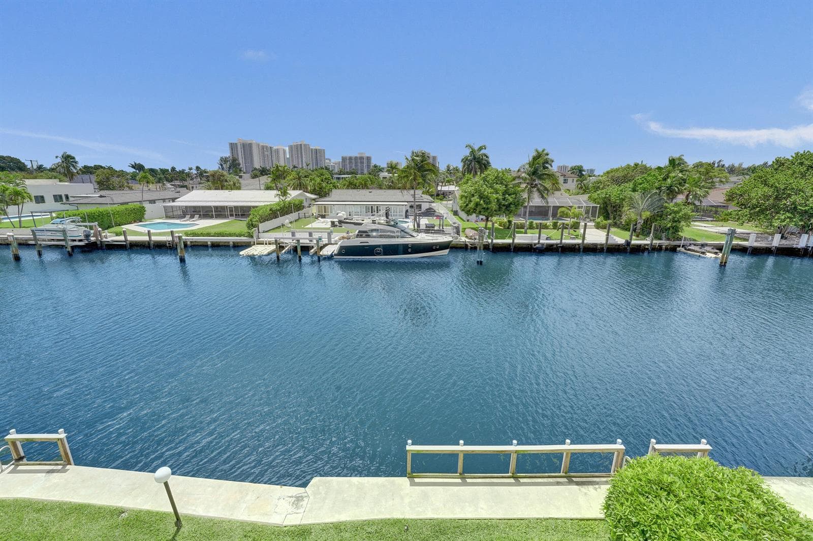 455 Paradise Isle Boulevard 305 photo 25