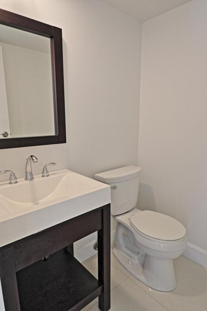 800 Parkview Drive 602 photo 20