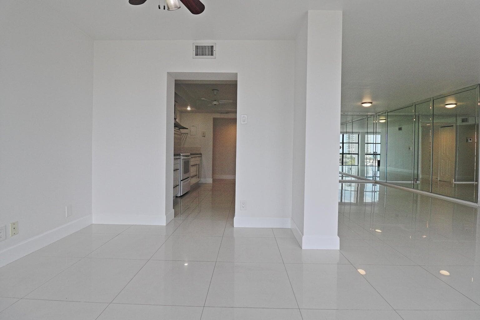 800 Parkview Drive 602 photo 8