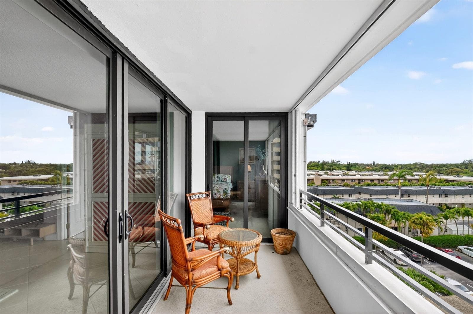 3589 S Ocean Boulevard 609 photo 3