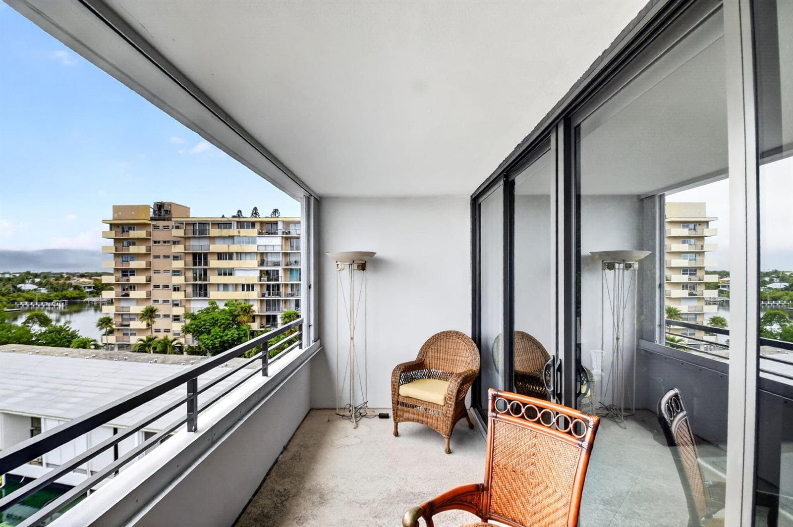 3589 S Ocean Boulevard 609 photo 5